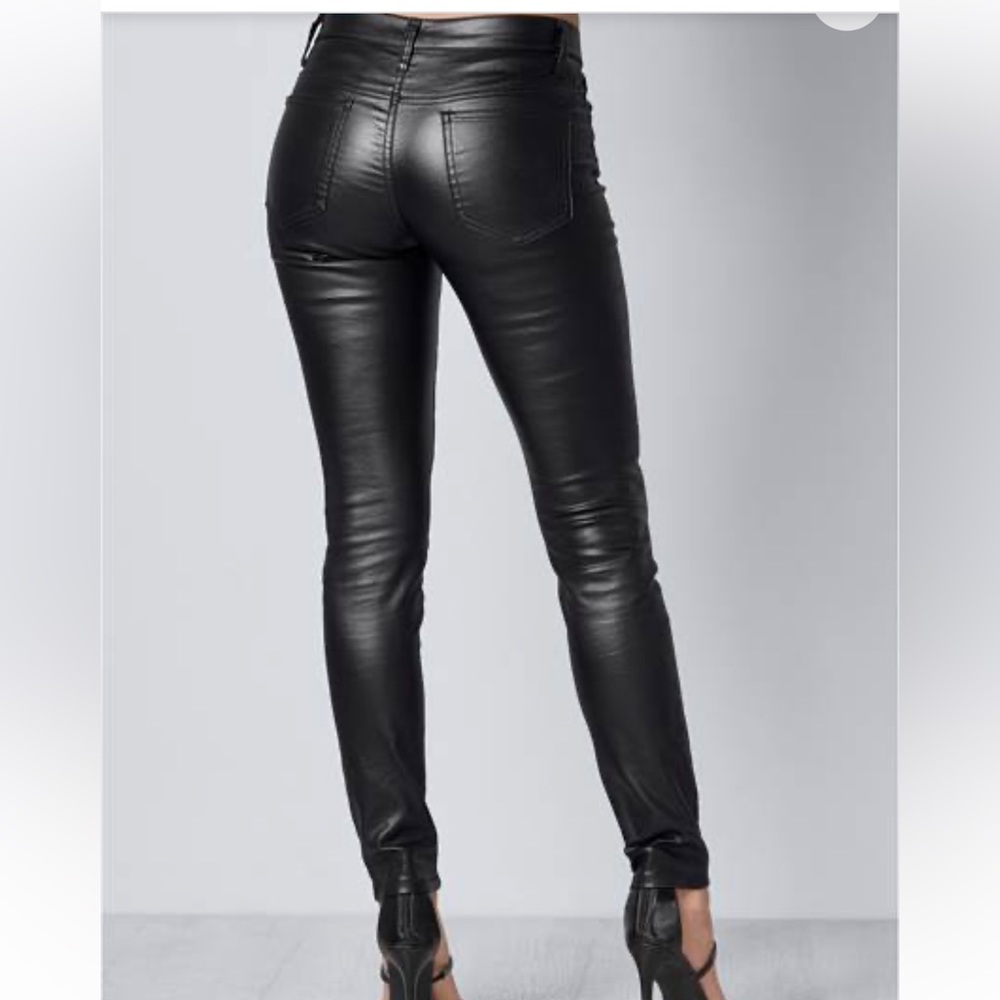 Black faux leather pants - Picture 2 of 4